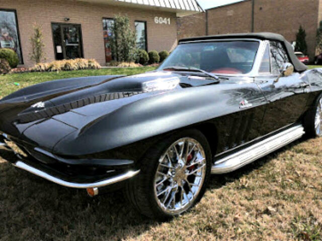 Chevrolet Corvette 1965 image number 0