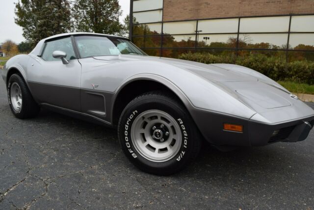 Chevrolet Corvette 1978 image number 26