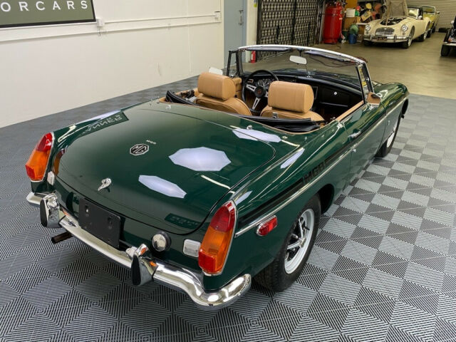 MG MGB 1972 image number 7