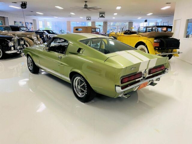 Ford Mustang 1967 image number 11