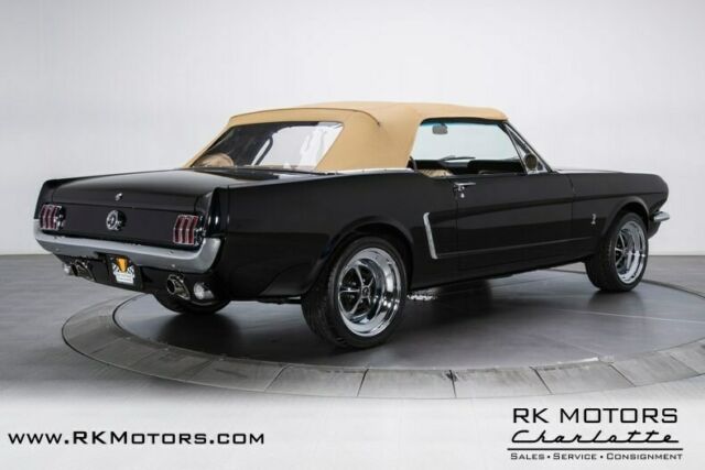 Ford Mustang 1965 image number 9