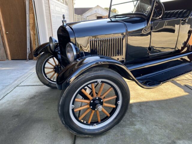 Ford Model T 1926 image number 1