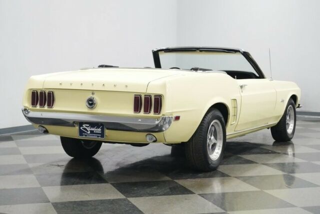 Ford Mustang 1969 image number 12