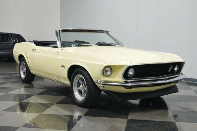 Ford Mustang 1969 image number 17