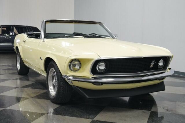 Ford Mustang 1969 image number 18