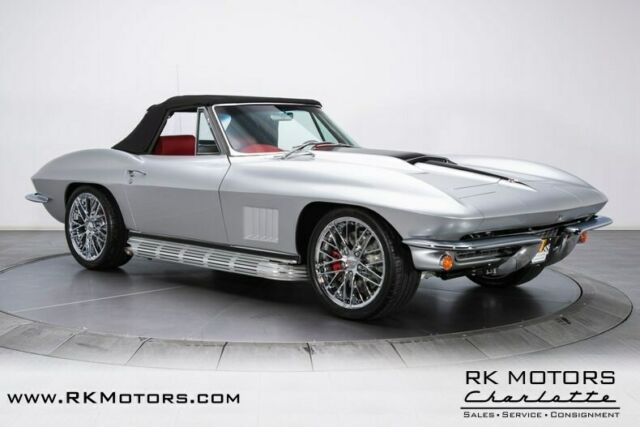 Chevrolet Corvette 1966 image number 11