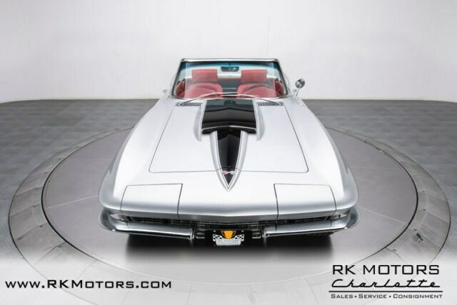 Chevrolet Corvette 1966 image number 21