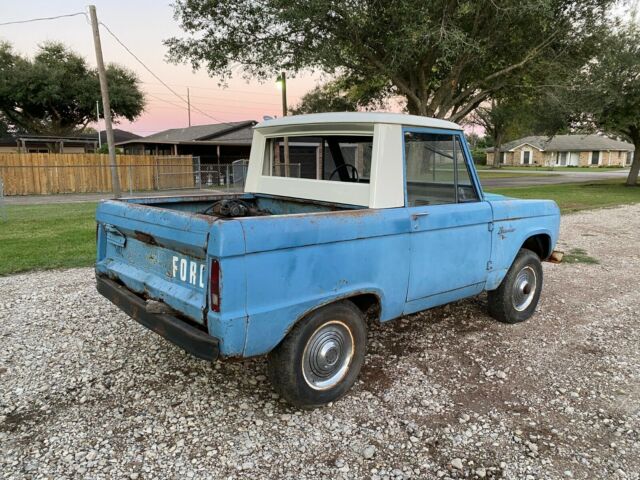 Ford Bronco 1966 image number 2