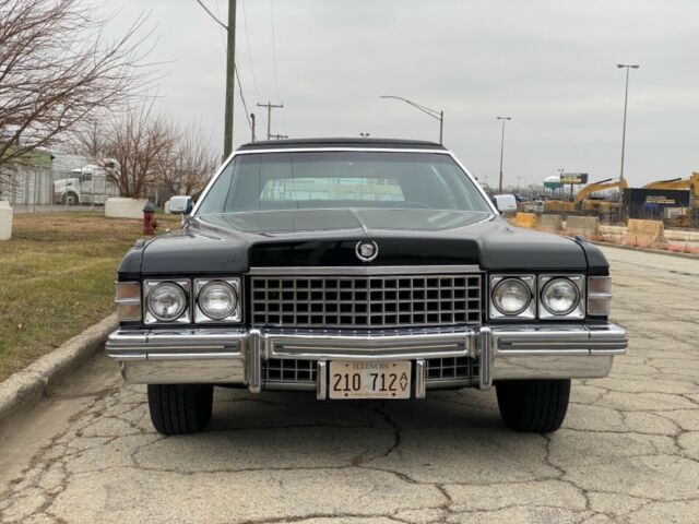 Cadillac Fleetwood 1974 image number 30