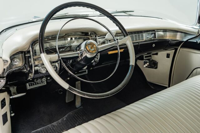 Cadillac DeVille 1954 image number 11