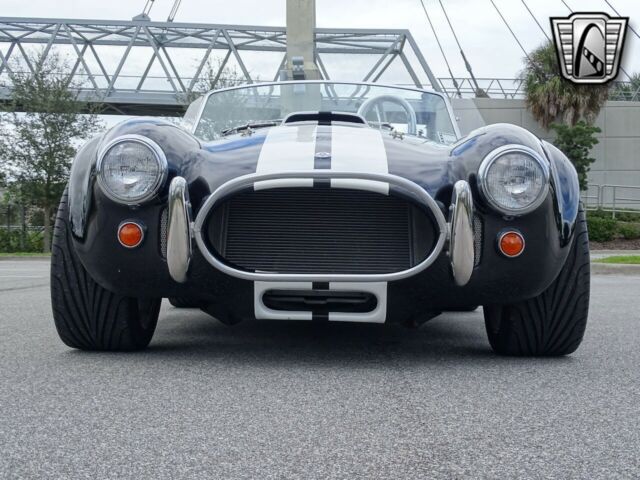 AC Cobra 1965 image number 12