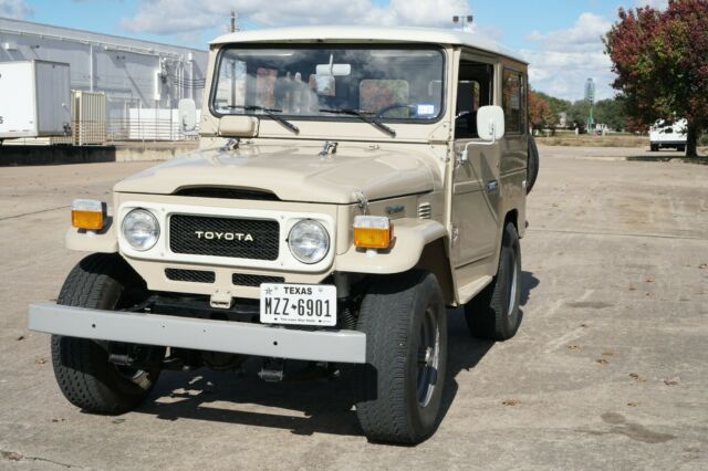 Toyota Land Cruiser 1979 image number 0