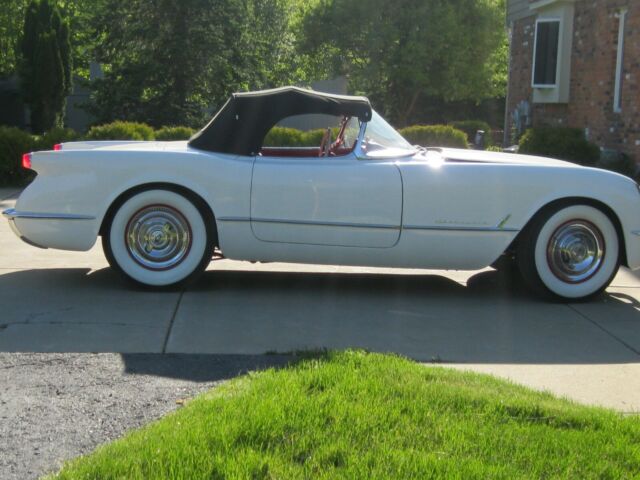 Chevrolet Corvette 1953 image number 24