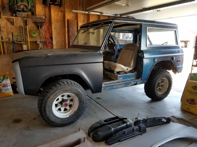 Ford Bronco 1971 image number 0