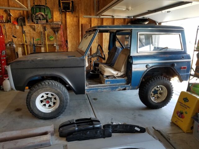 Ford Bronco 1971 image number 24