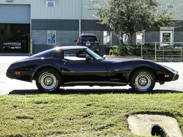 Chevrolet Corvette 1979 image number 36