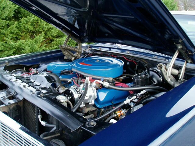 Ford Galaxie 1968 image number 11