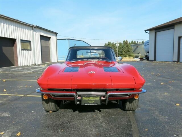 Chevrolet Corvette 1963 image number 19