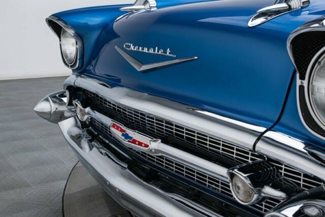 Chevrolet Bel Air/150/210 1957 image number 22