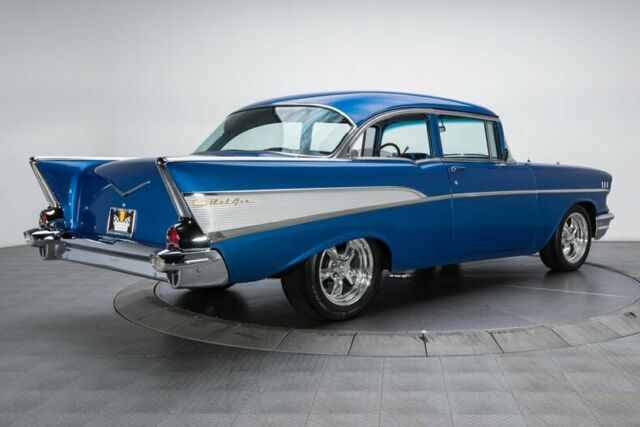 Chevrolet Bel Air/150/210 1957 image number 25