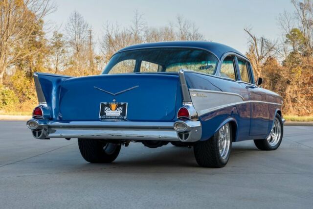 Chevrolet Bel Air/150/210 1957 image number 27