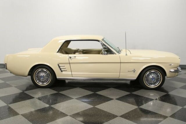 Ford Mustang 1966 image number 15