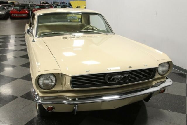 Ford Mustang 1966 image number 18