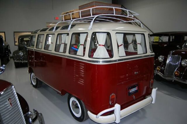 Volkswagen Bus/Vanagon 1966 image number 31