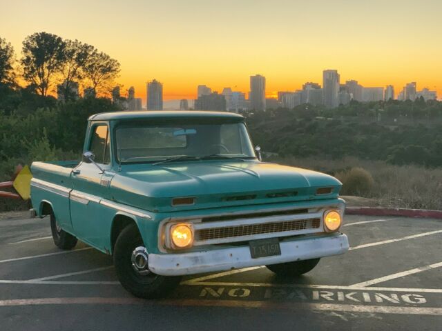 Chevrolet C-10 1965 image number 0