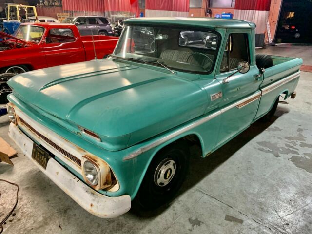 Chevrolet C-10 1965 image number 1