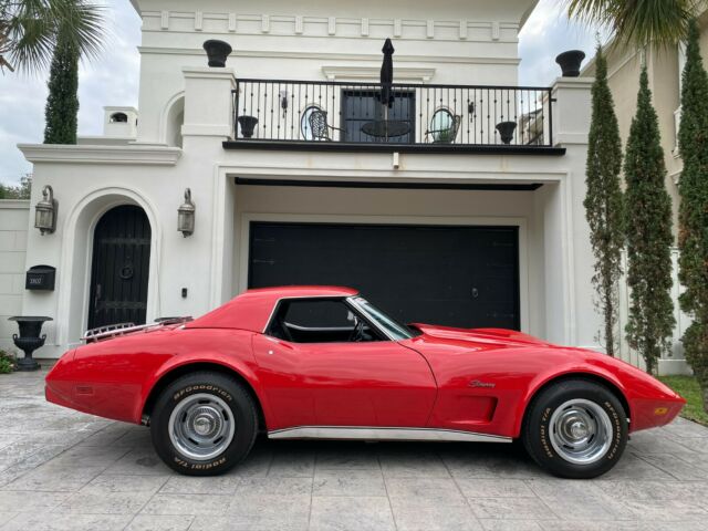 Chevrolet Corvette 1975 image number 25