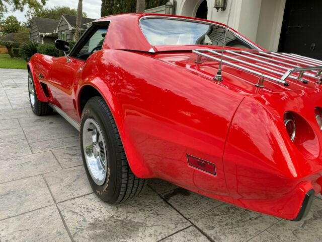 Chevrolet Corvette 1975 image number 34