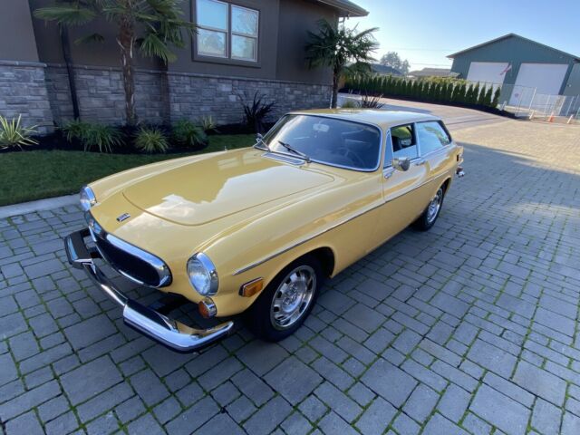 Volvo P 1800 ES 1973 image number 0