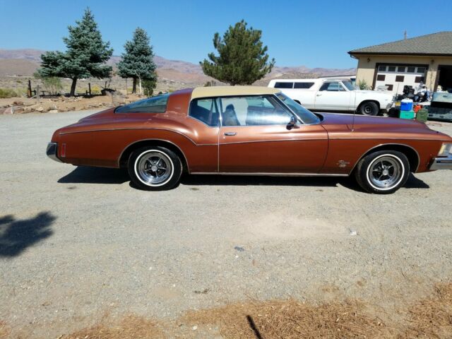 Buick Riviera 1973 image number 1