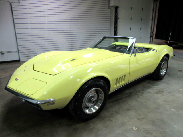 Chevrolet Corvette 1968 image number 0