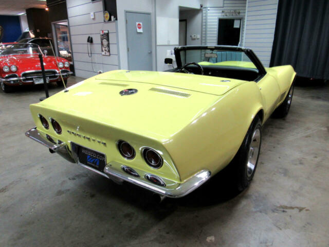 Chevrolet Corvette 1968 image number 28