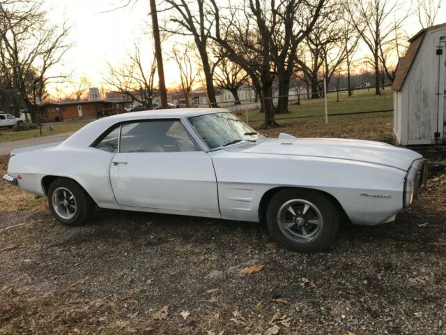 Pontiac Firebird 1969 image number 0