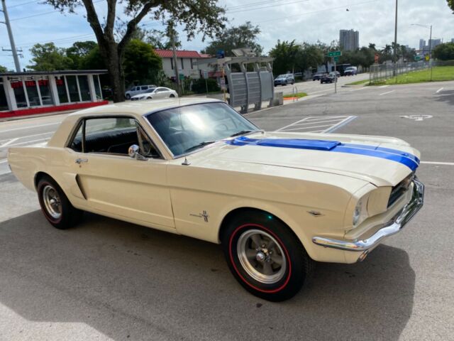 Ford Mustang 1965 image number 3