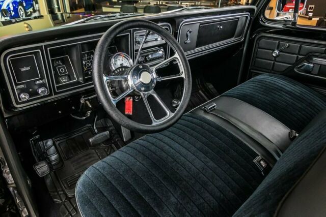 Ford F150 1977 image number 1