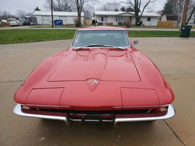 Chevrolet Corvette 1965 image number 1