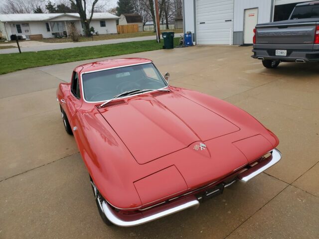 Chevrolet Corvette 1965 image number 4