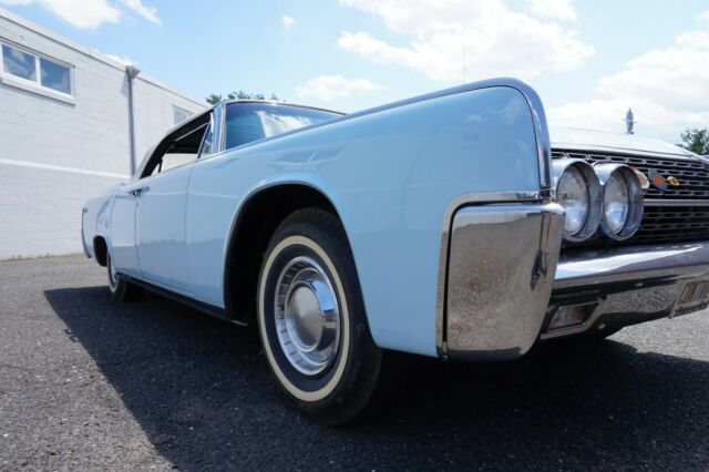 Lincoln Continental 1962 image number 30