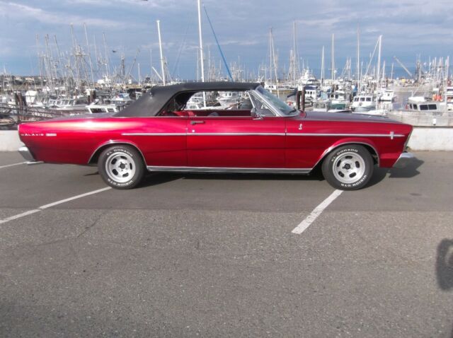 Ford Galaxie 1966 image number 0