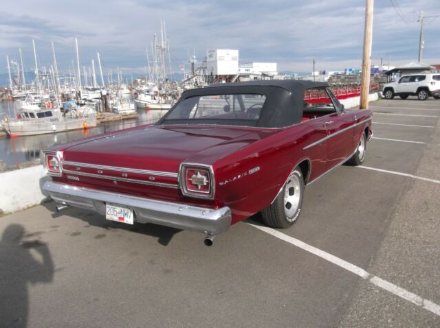 Ford Galaxie 1966 image number 7