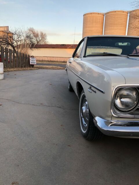 Plymouth Barracuda 1967 image number 16