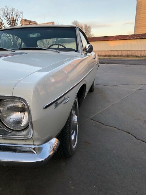 Plymouth Barracuda 1967 image number 18