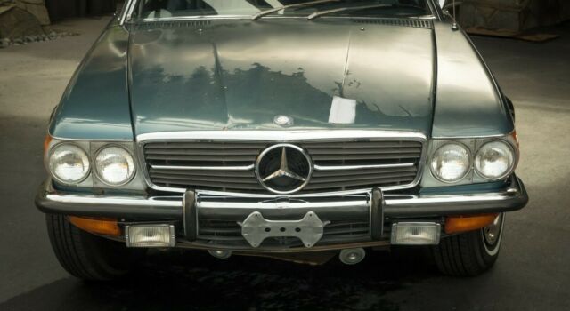 Mercedes-Benz SL-Class 1972 image number 18