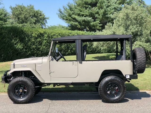 Toyota FJ43 1971 image number 17