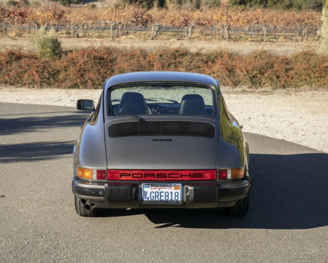 Porsche 911 1977 image number 27