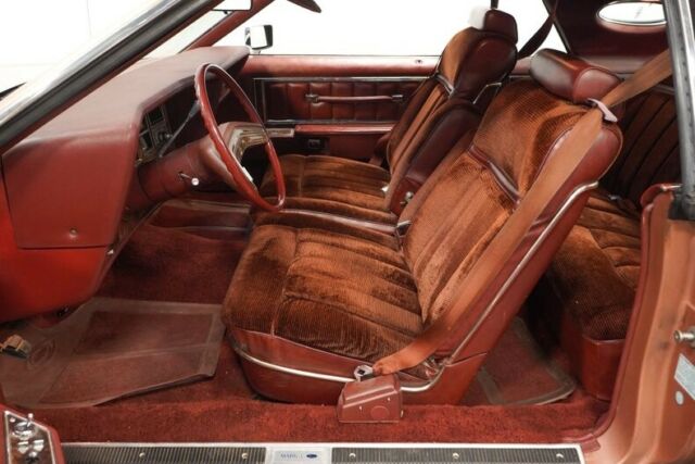 Lincoln Continental 1978 image number 28